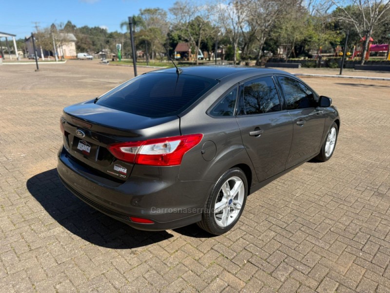 FOCUS 2.0 S SEDAN 16V FLEX 4P AUTOMÁTICO - 2014 - BROCHIER