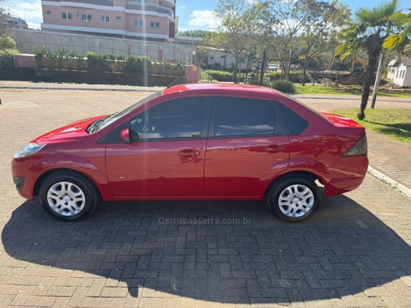 FIESTA 1.6 MPI SEDAN 8V FLEX 4P MANUAL - 2014 - BROCHIER