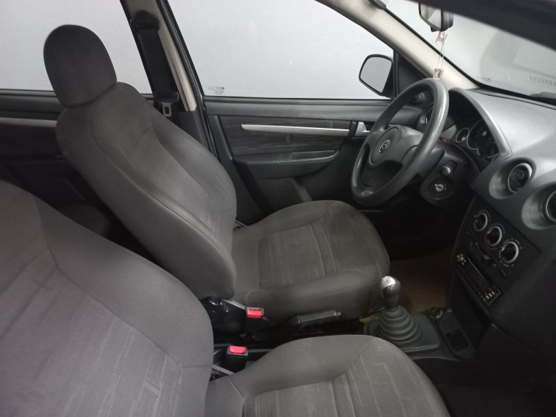 PRISMA 1.4 MPFI MAXX 8V FLEX 4P MANUAL - 2009 - BENTO GONçALVES