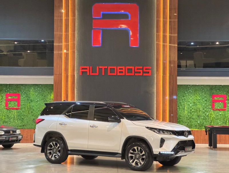 hilux sw4 2.8 srx 4x4 diamond 16v turbo diesel 4p 7 lugares automatico 2024 novo hamburgo