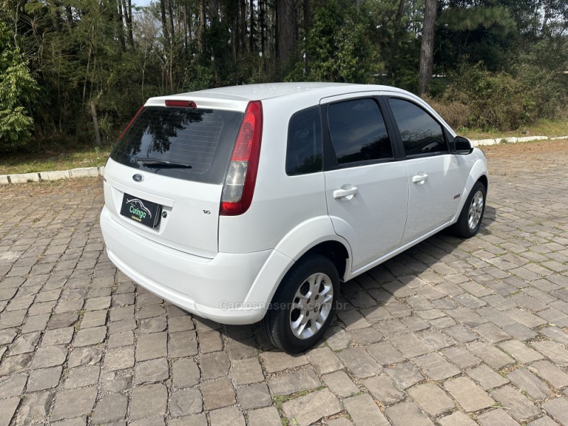 FIESTA 1.6 MPI CLASS HATCH 8V FLEX 4P MANUAL - 2013 - NOVA PRATA