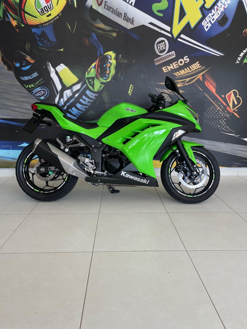 ninja 300  2018 passo fundo