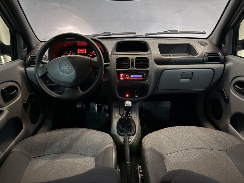 CLIO 1.0 CAMPUS 16V FLEX 4P MANUAL - 2011 - ESTâNCIA VELHA