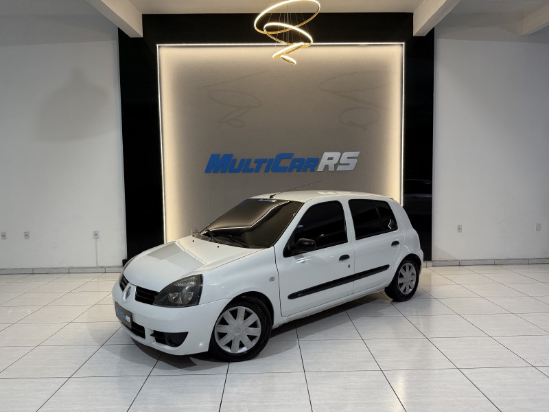 CLIO 1.0 CAMPUS 16V FLEX 4P MANUAL - 2011 - ESTâNCIA VELHA