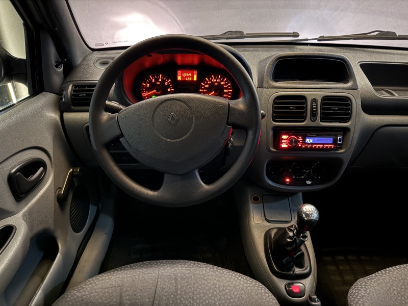 CLIO 1.0 CAMPUS 16V FLEX 4P MANUAL - 2011 - ESTâNCIA VELHA
