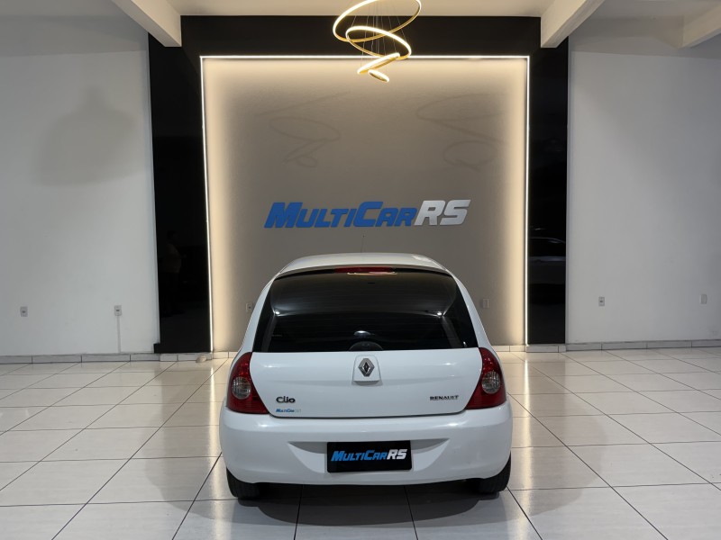 CLIO 1.0 CAMPUS 16V FLEX 4P MANUAL - 2011 - ESTâNCIA VELHA