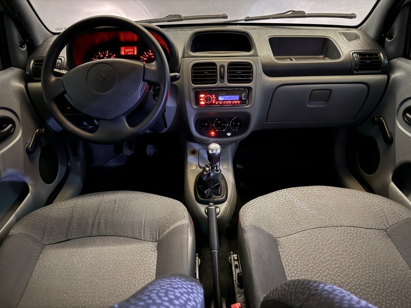 CLIO 1.0 CAMPUS 16V FLEX 4P MANUAL - 2011 - ESTâNCIA VELHA