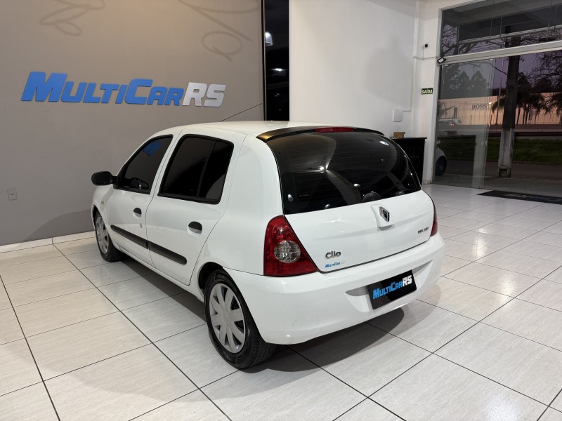 CLIO 1.0 CAMPUS 16V FLEX 4P MANUAL - 2011 - ESTâNCIA VELHA