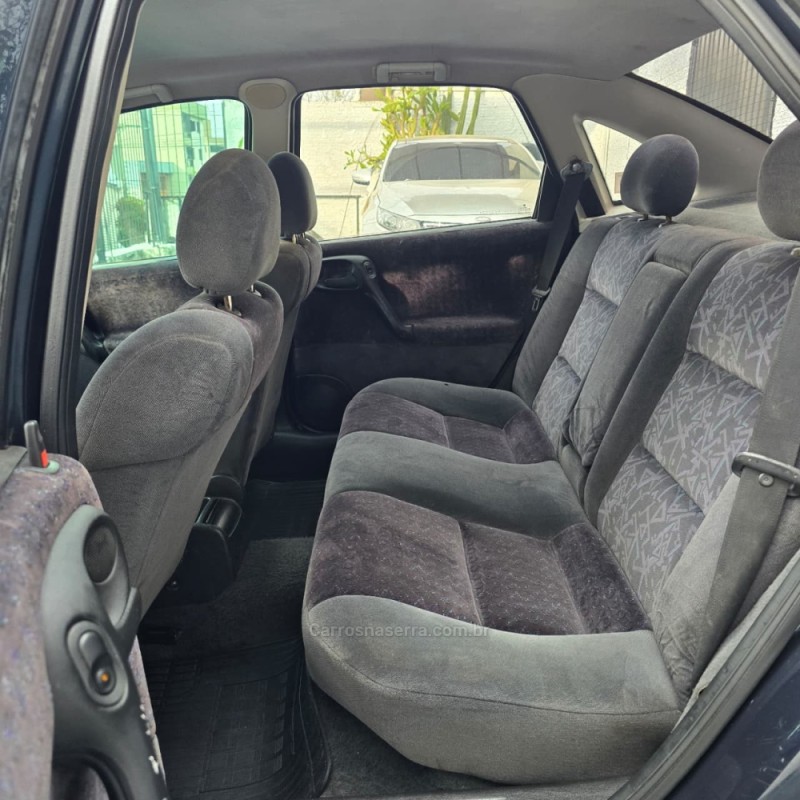 VECTRA 2.2 MPFI GLS 8V GASOLINA 4P MANUAL - 1999 - CAXIAS DO SUL