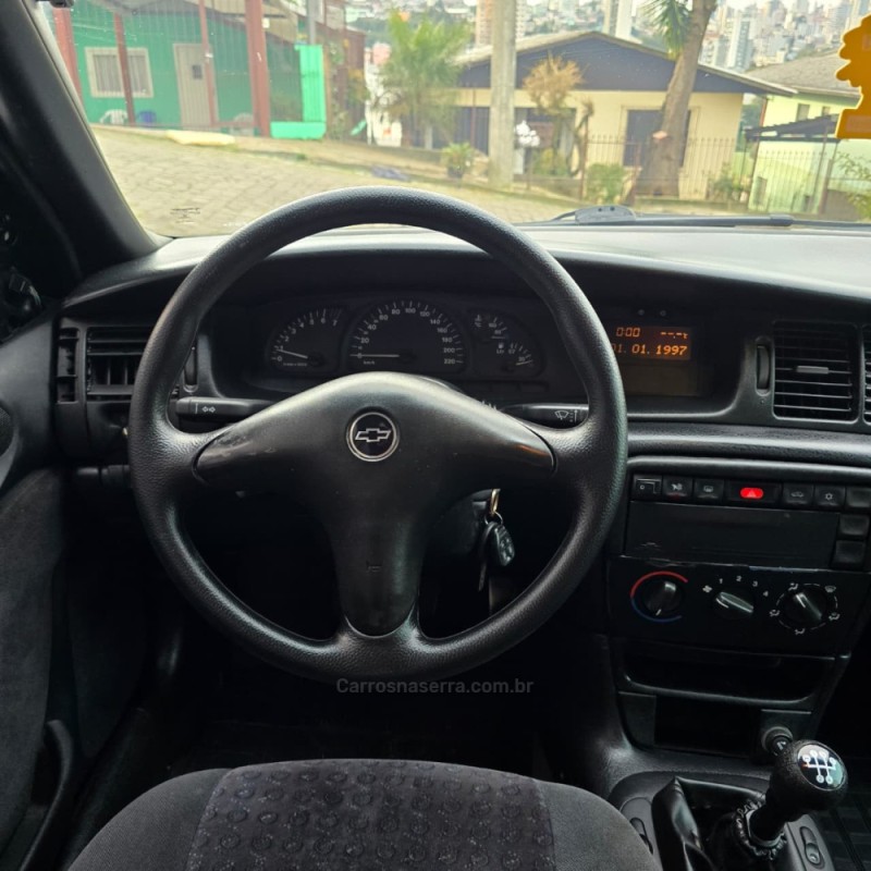 VECTRA 2.2 MPFI GLS 8V GASOLINA 4P MANUAL - 1999 - CAXIAS DO SUL