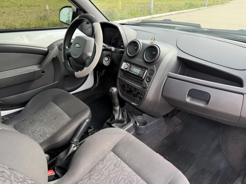 KA 1.0 TRAIL 12V FLEX 4P MANUAL - 2010 - IVOTI