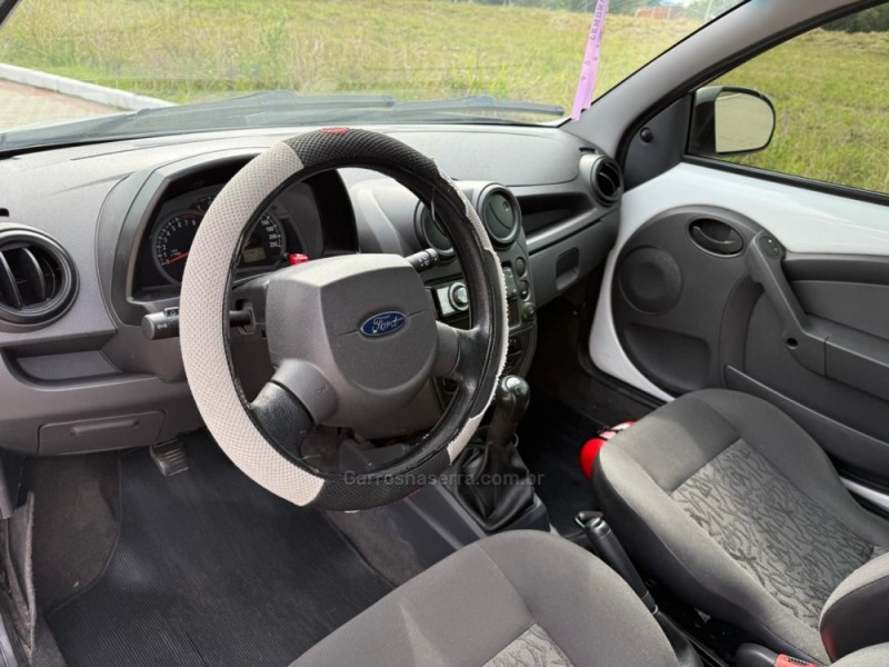 KA 1.0 TRAIL 12V FLEX 4P MANUAL - 2010 - IVOTI