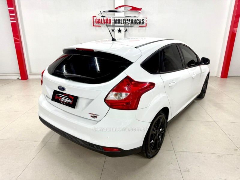 FOCUS 1.6 SE 16V FLEX 4P AUTOMÁTICO - 2014 - CAXIAS DO SUL