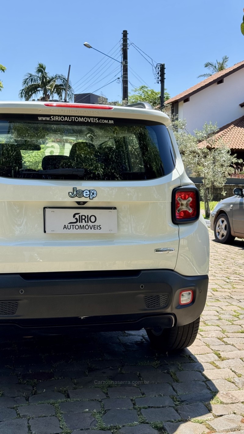 RENEGADE  - 2016 - LAJEADO