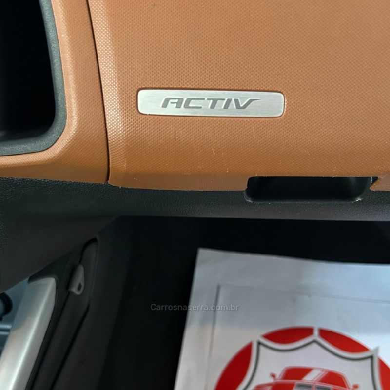 ONIX 1.4 MPFI ACTIV 8V FLEX 4P MANUAL - 2017 - VACARIA
