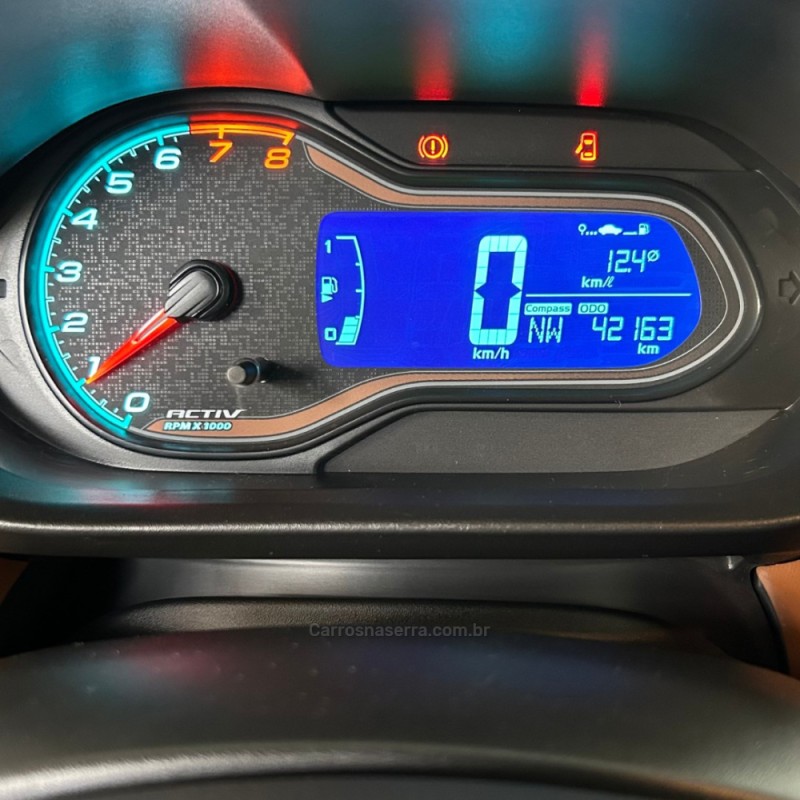 ONIX 1.4 MPFI ACTIV 8V FLEX 4P MANUAL - 2017 - VACARIA
