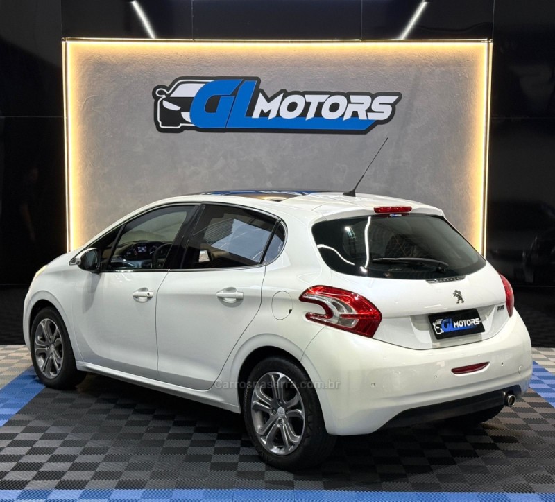 208 1.6 GRIFFE 16V FLEX 4P AUTOMÁTICO - 2014 - NOVO HAMBURGO