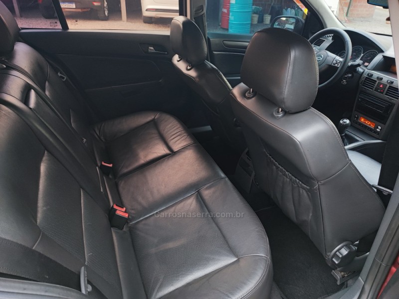VECTRA 2.0 MPFI GT-X HATCH 8V FLEX 4P MANUAL - 2008 - FARROUPILHA