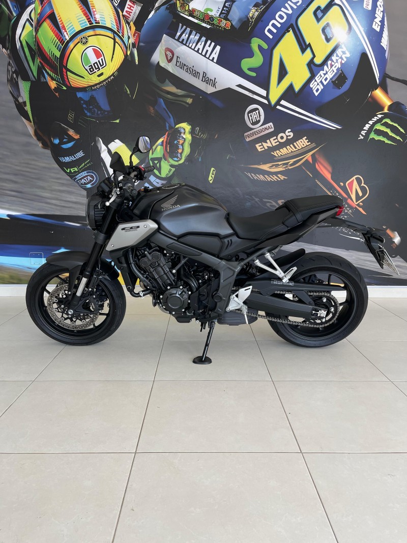 CB 650R  - 2024 - PASSO FUNDO