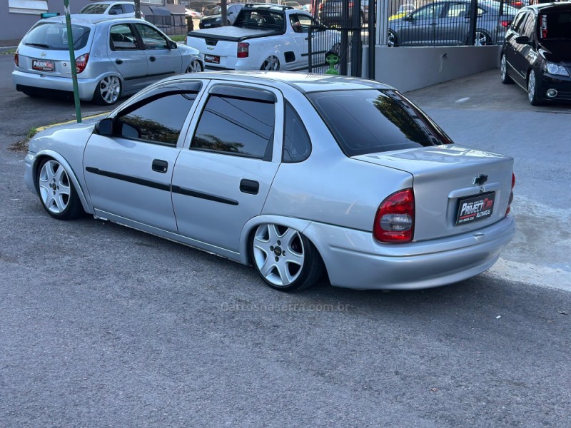 CORSA 1.8 MPFI SEDAN 8V GASOLINA 4P MANUAL - 2002 - NOVO HAMBURGO