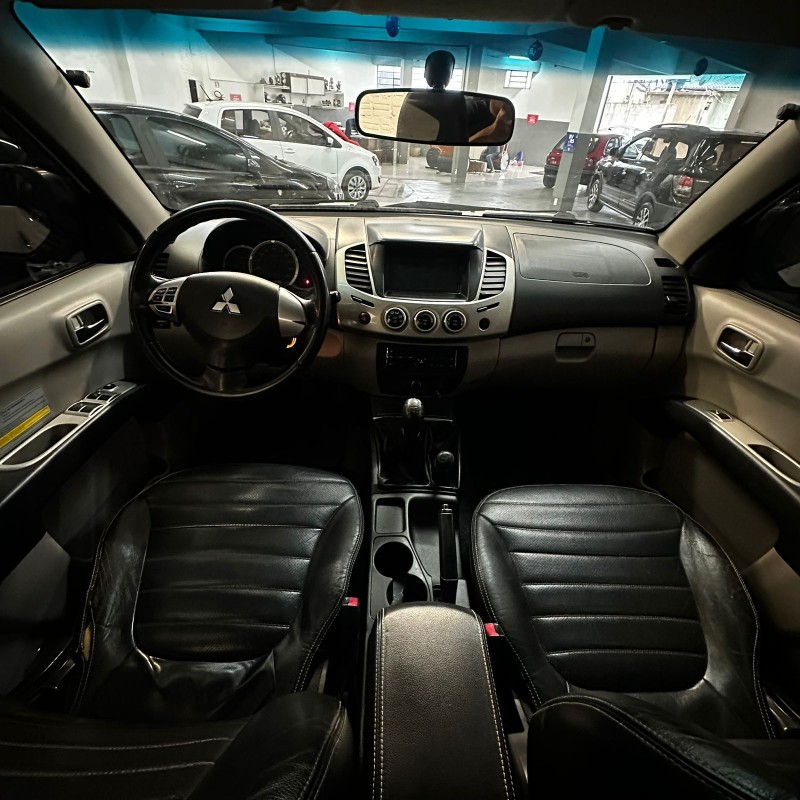 L200 TRITON 3.2 HPE 4X4 CD 16V TURBO INTERCOOLER DIESEL 4P MANUAL - 2015 - CAXIAS DO SUL