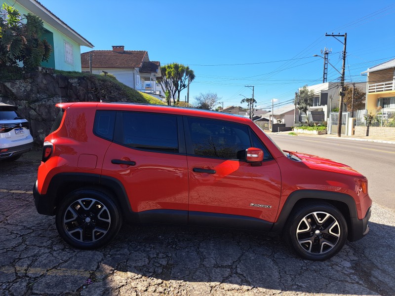 RENEGADE 1.8 16V FLEX SPORT 4P AUTOMÁTICO - 2016 - FARROUPILHA