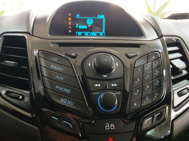 FIESTA 1.6 TITANIUM HATCH 16V FLEX 4P AUTOMÁTICO - 2016 - CAXIAS DO SUL