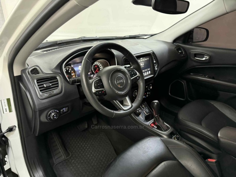 COMPASS 2.0 16V DIESEL TRAILHAWK 4X4 AUTOMÁTICO - 2018 - PORTO ALEGRE