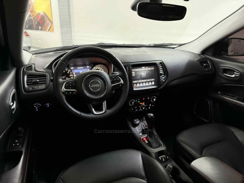 COMPASS 2.0 16V DIESEL TRAILHAWK 4X4 AUTOMÁTICO - 2018 - PORTO ALEGRE