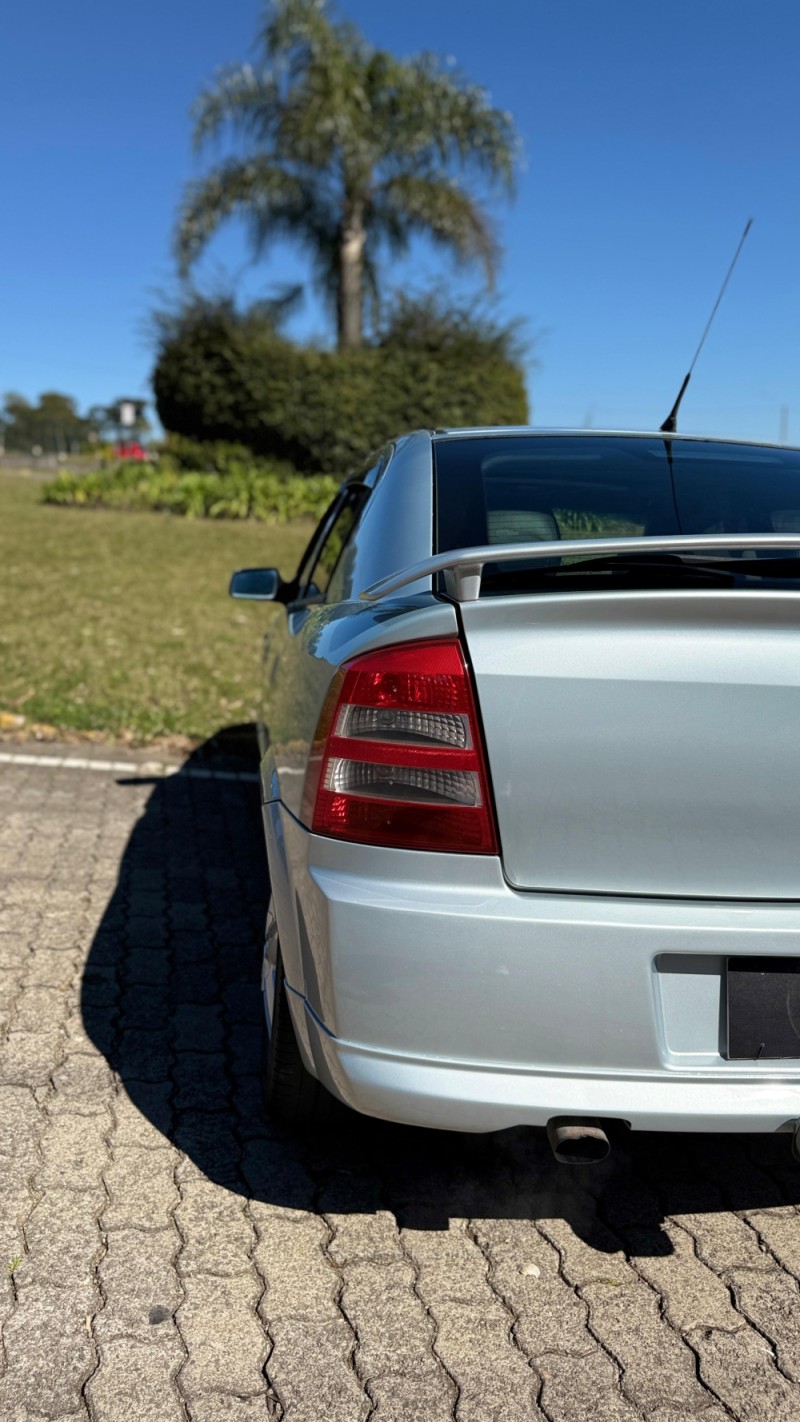 ASTRA 2.0 SFI GSI 16V GASOLINA 4P MANUAL - 2003 - CAXIAS DO SUL