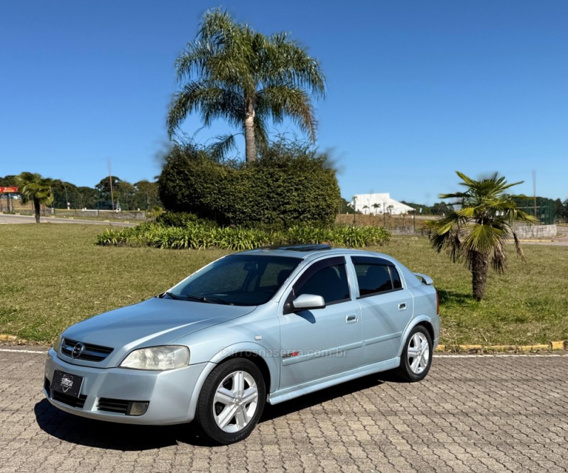 ASTRA 2.0 SFI GSI 16V GASOLINA 4P MANUAL - 2003 - CAXIAS DO SUL