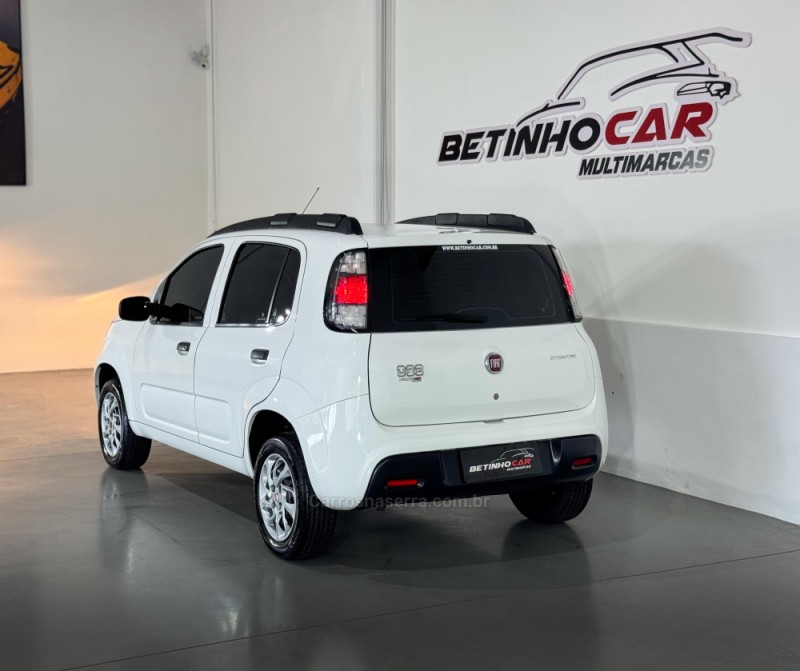 UNO 1.0 FIREFLY FLEX ATTRACTIVE 4P MANUAL - 2016 - ESTâNCIA VELHA