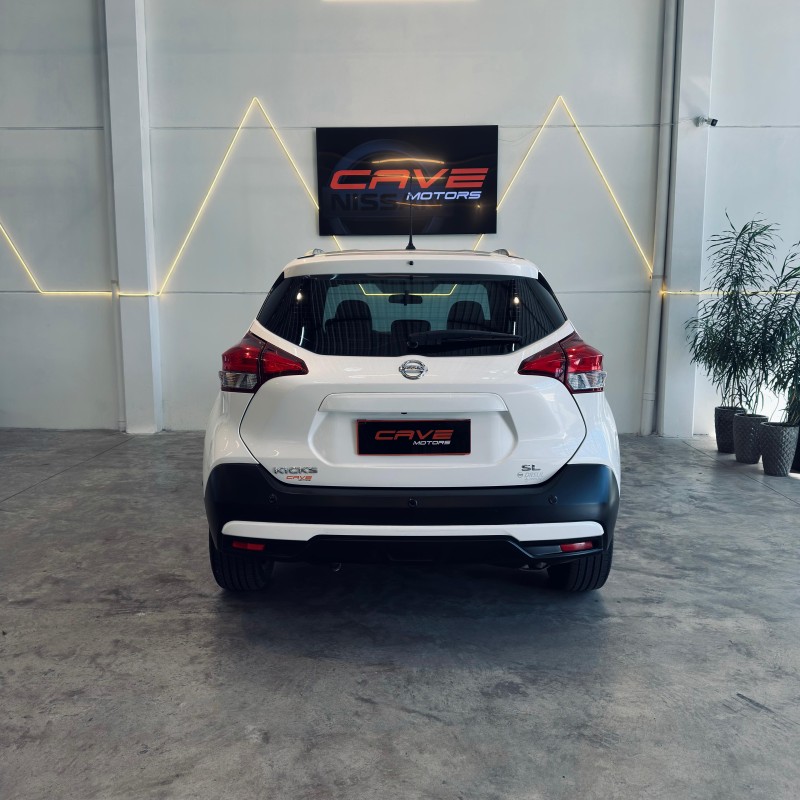 KICKS 1.6 16V FLEX SL PACK PLUS 4P XTRONIC - 2017 - CAXIAS DO SUL