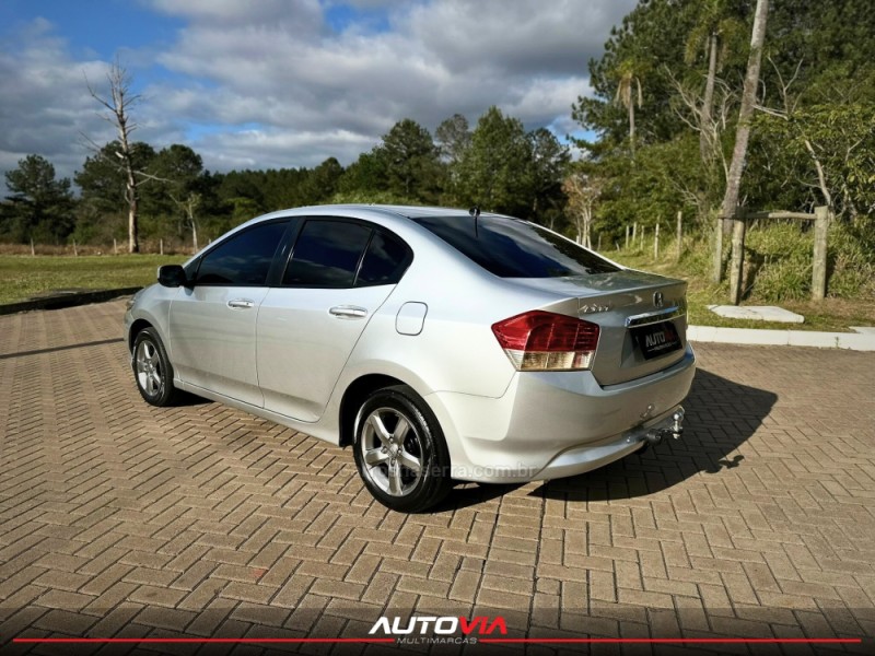 CITY 1.5 LX 16V FLEX 4P AUTOMÁTICO - 2011 - SAPIRANGA