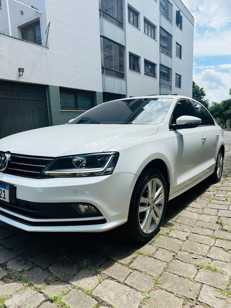 JETTA 2.0 TSI HIGHLINE 211CV GASOLINA 4P TIPTRONIC