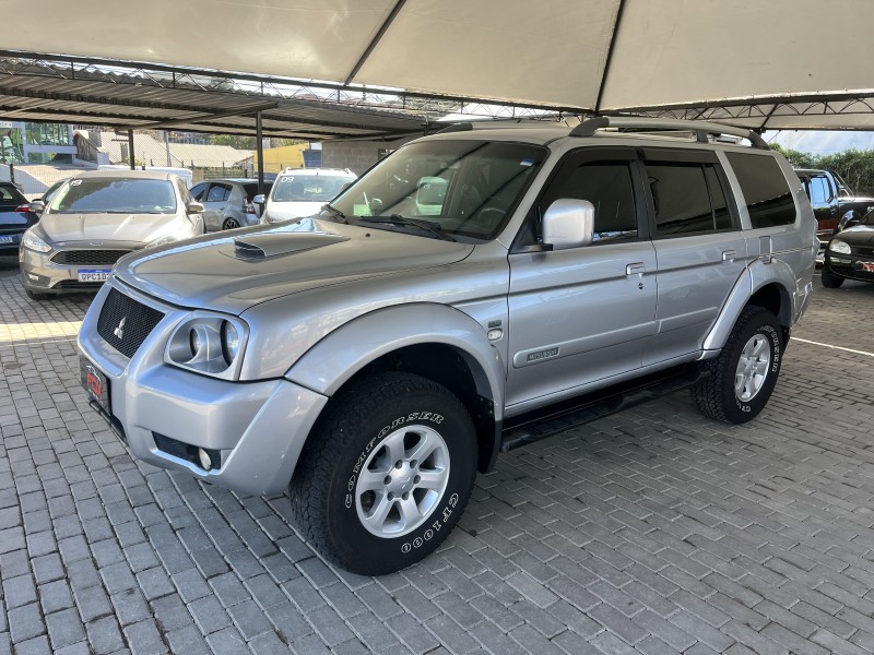 pajero sport 2.5 hpe 4x4 8v turbo intercooler diesel 4p automatico 2007 caxias do sul