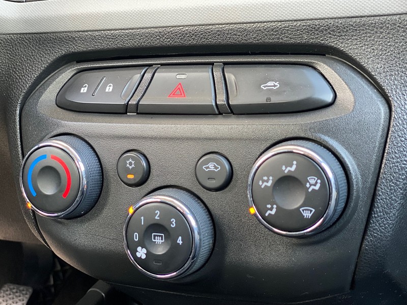 ONIX 1.0 MPFI LT 8V FLEX 4P MANUAL - 2015 - CAXIAS DO SUL