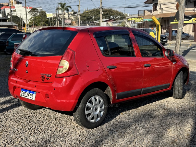 SANDERO 1.0 EXPRESSION 16V FLEX 4P MANUAL - 2011 - CAXIAS DO SUL