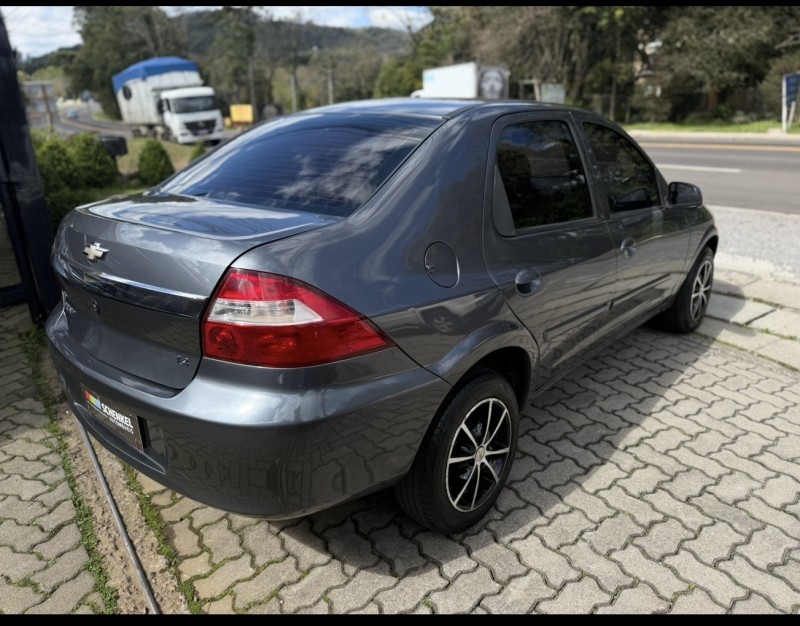 PRISMA 1.4 MPFI LT 8V FLEX 4P MANUAL - 2012 - NOVA PETRóPOLIS