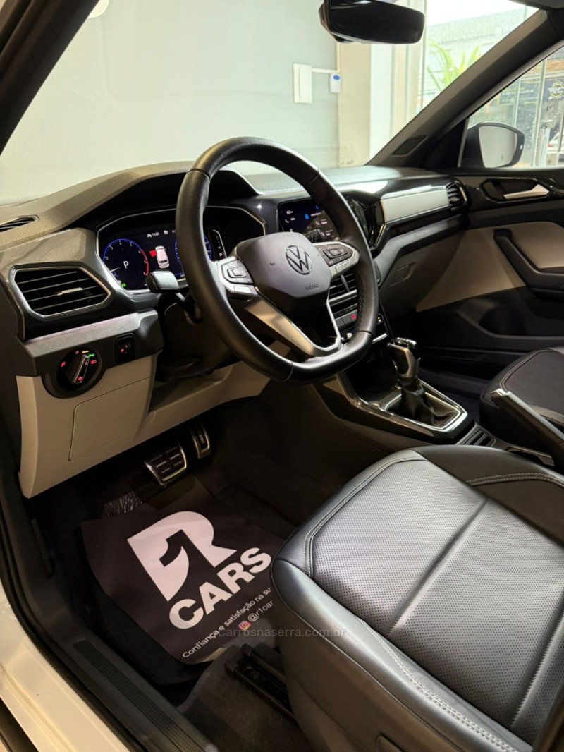 T-CROSS 1.4 HIGHLINE TSI 16V FLEX 4P AUTOMÁTICO - 2022 - LAJEADO