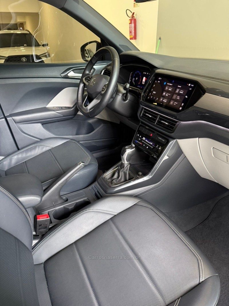 T-CROSS 1.4 HIGHLINE TSI 16V FLEX 4P AUTOMÁTICO - 2022 - LAJEADO