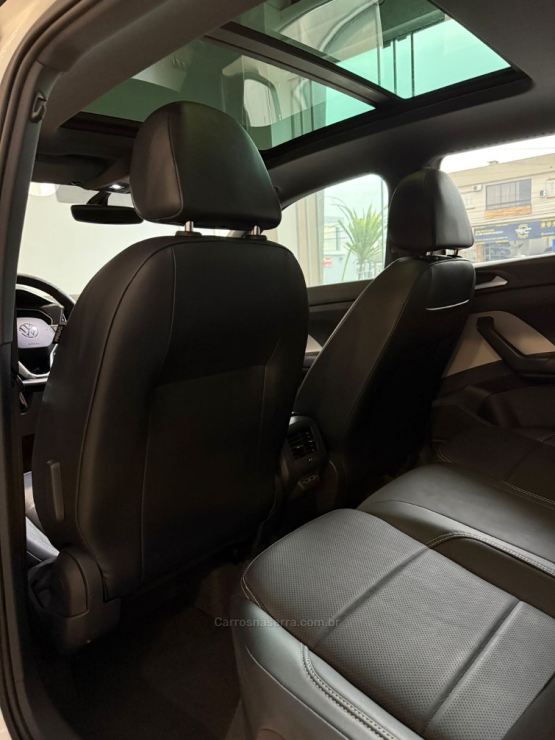 T-CROSS 1.4 HIGHLINE TSI 16V FLEX 4P AUTOMÁTICO - 2022 - LAJEADO