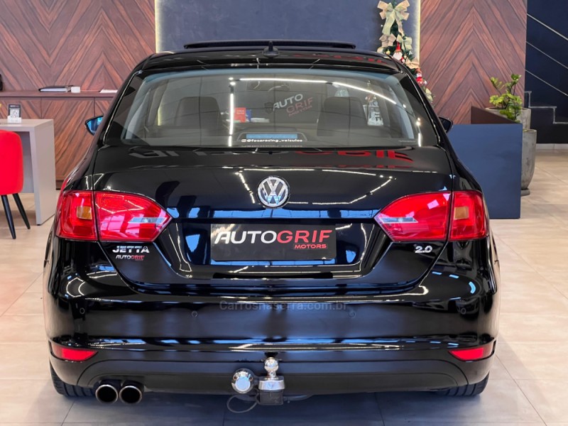 JETTA 2.0 COMFORTLINE FLEX 4P TIPTRONIC - 2013 - CAMPO BOM