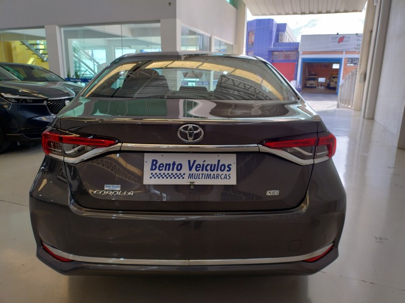 COROLLA 2.0 XEI 16V FLEX 4P AUTOMÁTICO - 2022 - BENTO GONçALVES