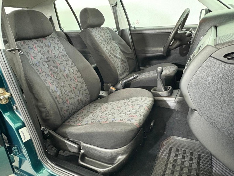 GOLF 1.8 MI GL 8V GASOLINA 4P MANUAL - 1995 - FARROUPILHA