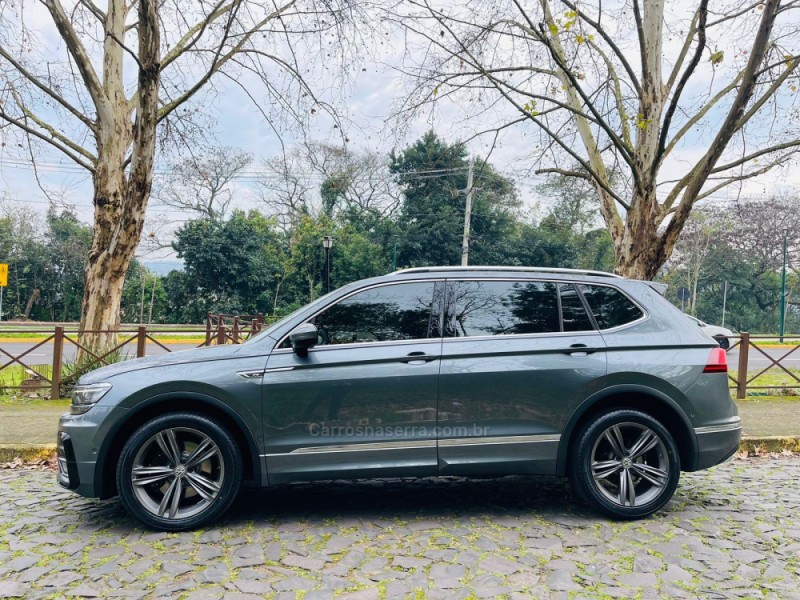 TIGUAN 2.0 ALLSPACE R-LINE 350 TSI 4X4 GASOLINA 4P - 2018 - NOVO HAMBURGO