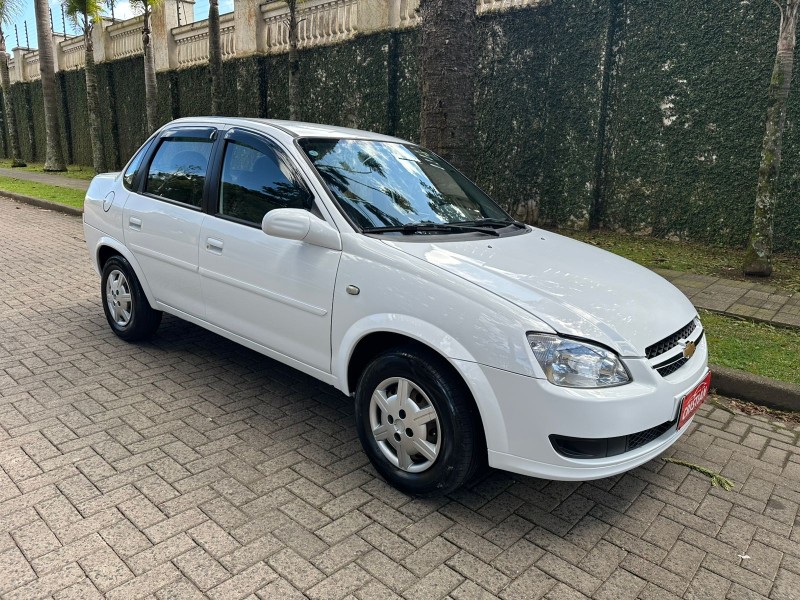 CORSA 1.0 MPFI CLASSIC SEDAN LIFE 8V FLEX 4P MANUAL - 2013 - CAXIAS DO SUL