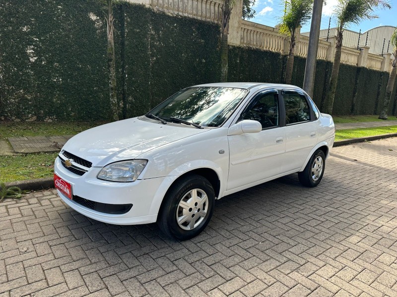 CORSA 1.0 MPFI CLASSIC SEDAN LIFE 8V FLEX 4P MANUAL