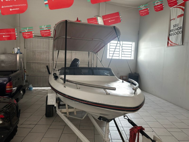 LANCHA MOTOR BOAT  - 2000 - BENTO GONçALVES