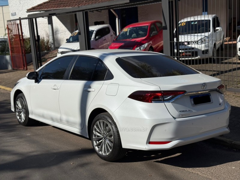 COROLLA 2.0 XEI 16V FLEX 4P AUTOMÁTICO - 2024 - PAROBé